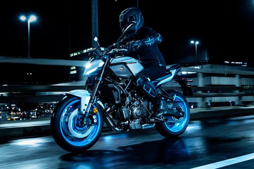 Nova Yamaha MT-07 estreia visual renovado e versão automatizada 3 nova-yamaha-mt-07-estreia-visual-renovado-e-versao-automatizada