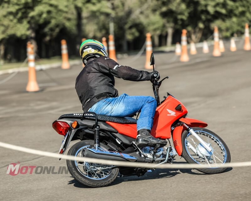 honda-pop-110-3-casos-em-que-pode-ser-uma-boa-primeira-moto