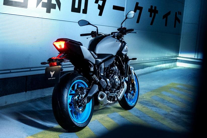 Nova Yamaha MT-07 estreia visual renovado e versão automatizada 5 nova-yamaha-mt-07-estreia-visual-renovado-e-versao-automatizada