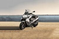 À venda no Brasil, scooter BMW muda lá fora