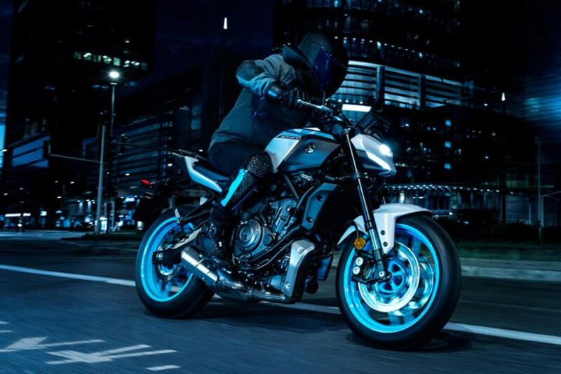 Nova Yamaha MT-07 estreia visual renovado e versão automatizada 2025-yamaha-mt-07-09