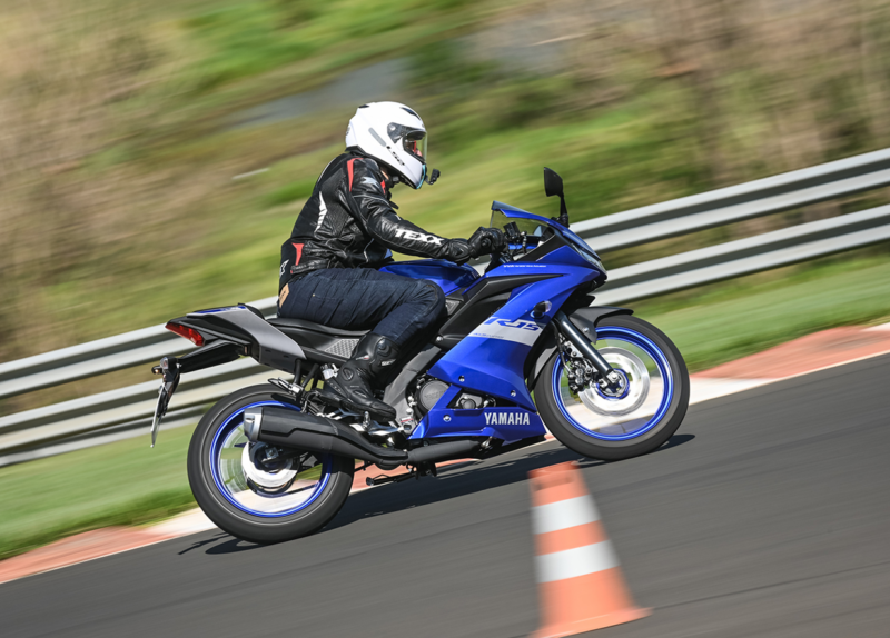 teste-dr-160-uma-moto-street-sport-diferente-das-iguais