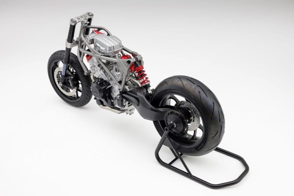 Honda revoluciona o futuro das motocicletas com motor V3 e compressor elétrico 3 honda-revoluciona-o-futuro-das-motocicletas-com-motor-v3-e-compressor-eletrico