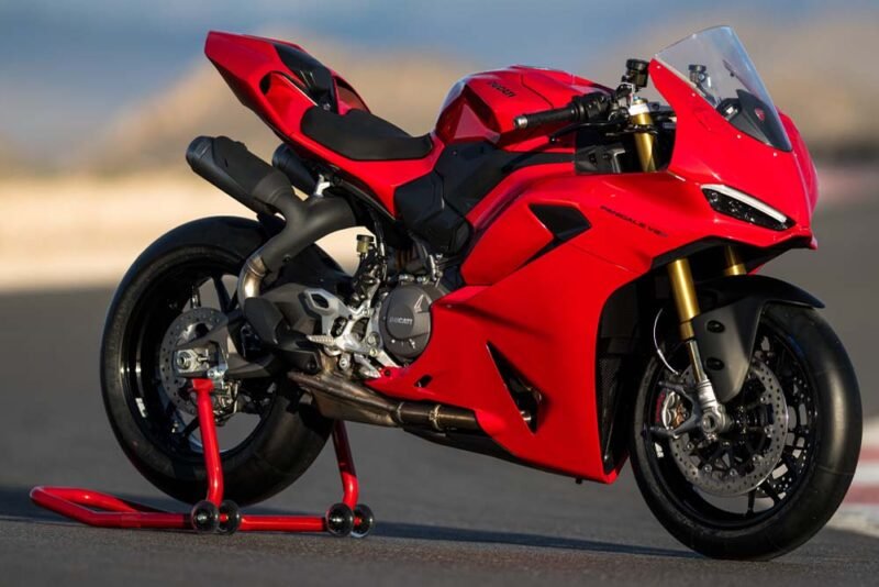 panigale-e-streetfighter-v2-o-que-mudou-nas-novas-motos-ducati