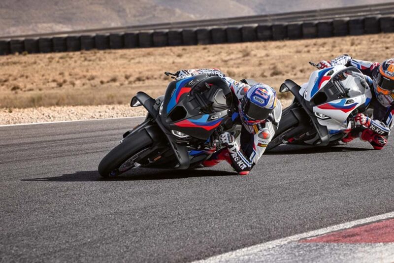 BMW atualiza suas 1000 cc; veja o que deve vir ao BR em breve BMW atualiza suas 1000 cc; veja o que deve vir ao BR em breve