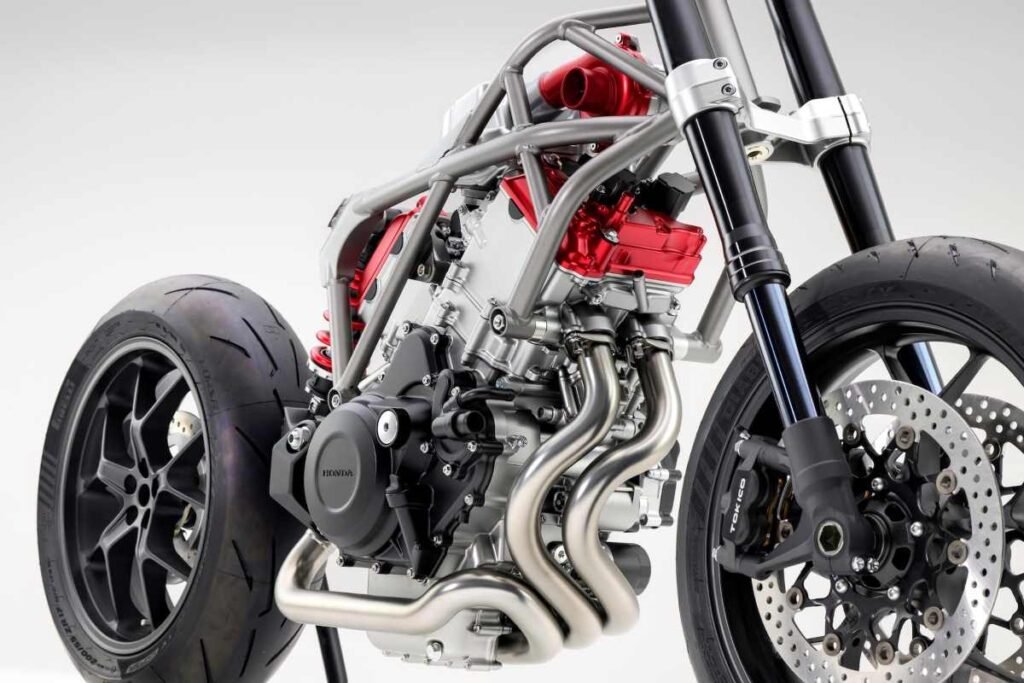 Honda revoluciona o futuro das motocicletas com motor V3 e compressor elétrico 1 honda-revoluciona-o-futuro-das-motocicletas-com-motor-v3-e-compressor-eletrico