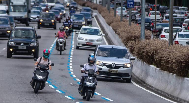 nova-lei-foi-aprovada-veja-quando-sera-o-dia-do-motociclista