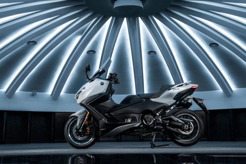 Yamaha TMax é atualizado para mais uma temporada 2025-yamaha-xp500adx-_4_
