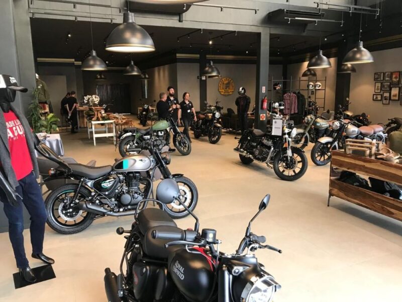Royal Enfield alcança 32 lojas no Brasil com inauguração em Chapecó (SC) Royal Enfield alcança 32 lojas no Brasil com inauguração em Chapecó (SC)