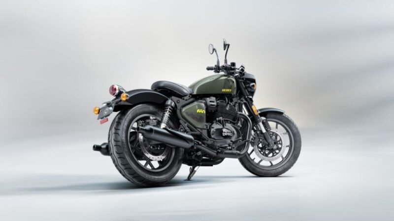 Como reservar a Royal Enfield Shotgun 650 Veja o passo