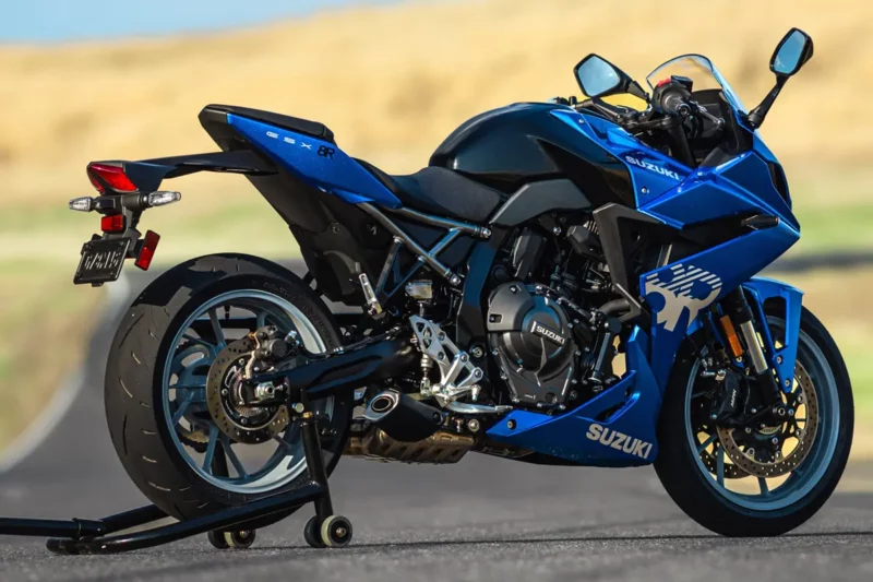 Suzuki GSX-8R chega ao Brasil: R$ 56.900 (+ frete) - Divulgação