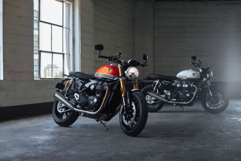 Triumph Speed ​​Twin 1200 (1)