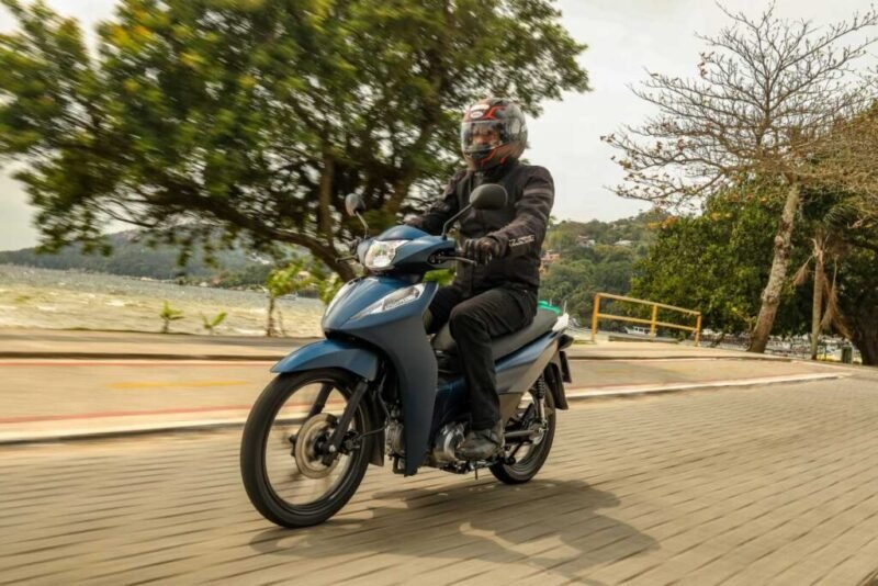 as 20 motos mais emplacadas no Brasil em fevereiro de