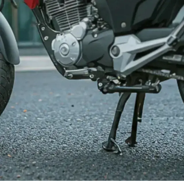 Imagem lateral, fundo de asfalto texturizado. Imagem lateral, fundo de asfalto texturizado.