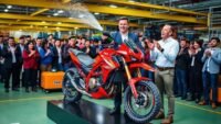 Ducati lança sua primeira moto de motocross Desmo450 MX