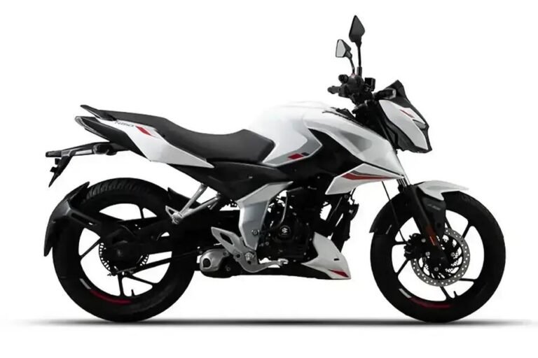 Nova Bajaj Pulsar N150 chega ao Brasil com preço competitivo e foco urbano