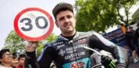 Michael Dunlop quebra recordes e supera maldição no TT Ilha de Man
