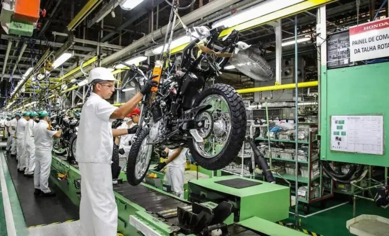 Produção de motocicletas no Brasil supera recorde em maio de 2025