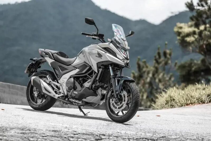 Honda inicia recall de motos NC 750X por problema no pneu