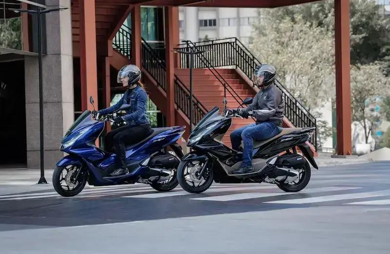 Honda PCX 2026: novidades em cores, tecnologia e versões para o mercado brasileiro