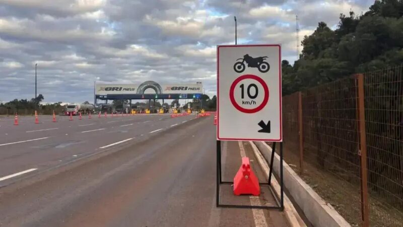 Motos e triciclos estão isentos de pedágio em rodovias do Paraná