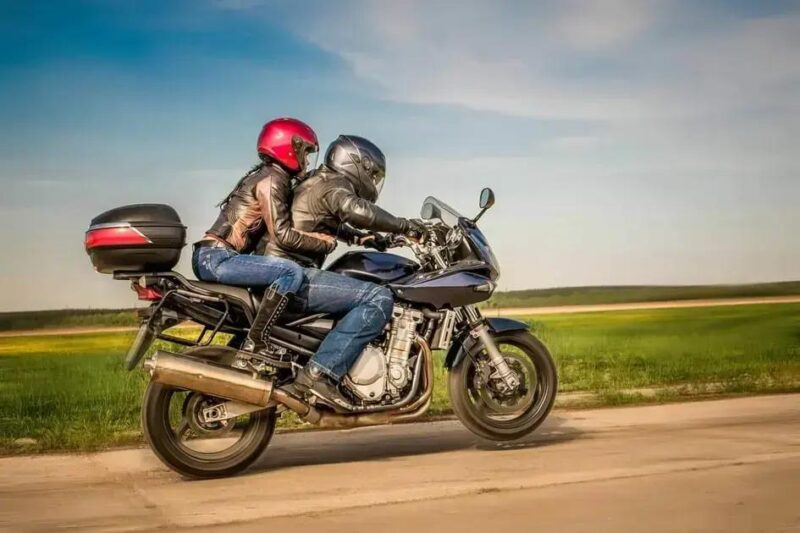 5 dicas essenciais para quem quer viajar de moto com segurança
