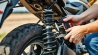 Como ajustar suspensão traseira da Yamaha Fazer 250