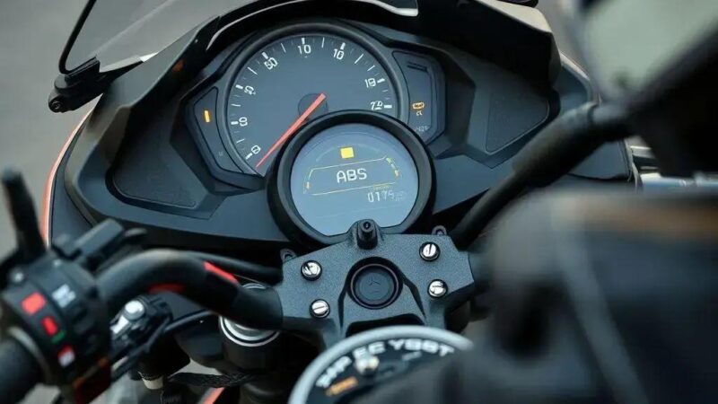 Como verificar e ajustar o sistema ABS da Honda NC 750X