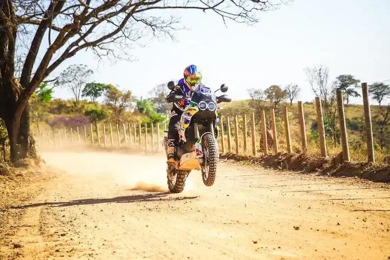 Equipe Ride Off Honda faz história no Enduro da Independência com Ducati DesertX