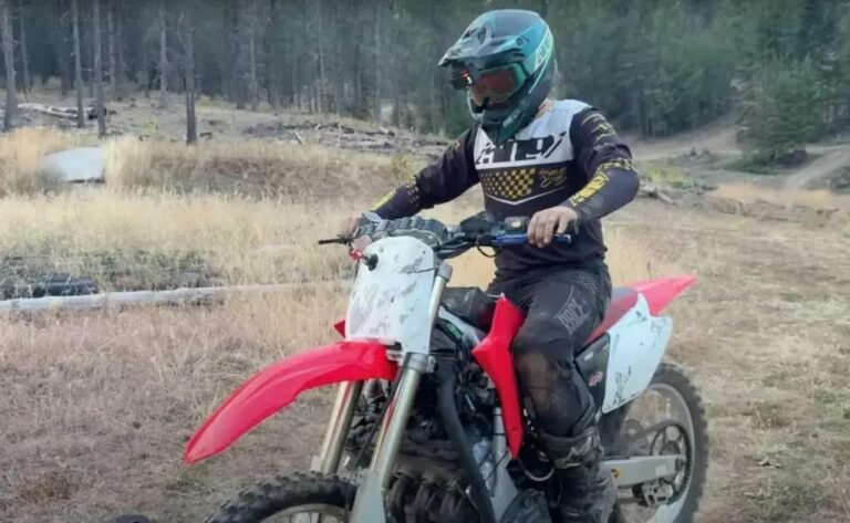 Honda CRF450 com motor de Hayabusa vira monstro de 200cv