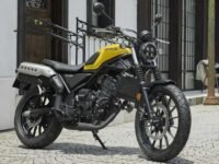 Honda lança moto 250cc com tecnologia E-Clutch, mas Brasil fica de fora