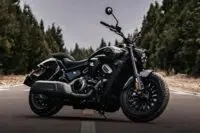 Marca chinesa Benda quer lançar motos custom no Brasil em alta