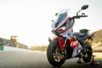 Scooter de Alta Cilindrada Passa dos 200 km/h com Tecnologia de Ponta