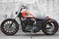 Testes da Harley-Davidson XR 883 R mostram estilo e potência