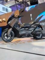 Yamaha XMax 300 supera BMW e Maxsym em pontos-chave