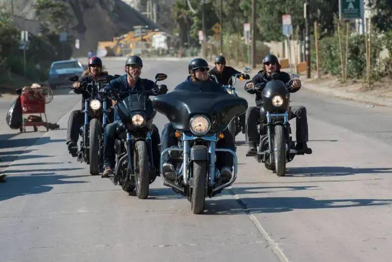 As motos mais icônicas de Sons of Anarchy que marcaram as estradas reais