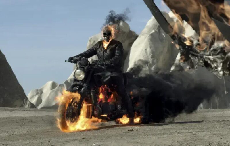 Filmes de super-heróis com motos icônicas e cultura pop