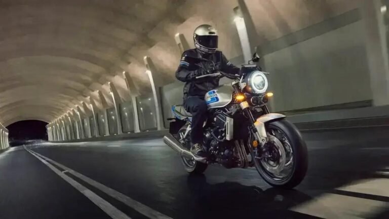 Honda CB 1000F retrô com motor de esportiva chega na Europa em 2026