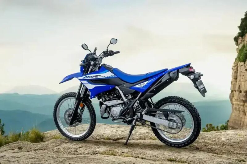 Yamaha WR125R 2026 chega ao exterior com melhorias e faz falta no Brasil