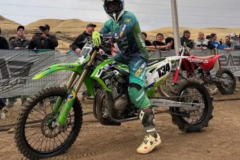 Brasileiros fazem história no MotoClimb Super Series 2025 na Califórnia