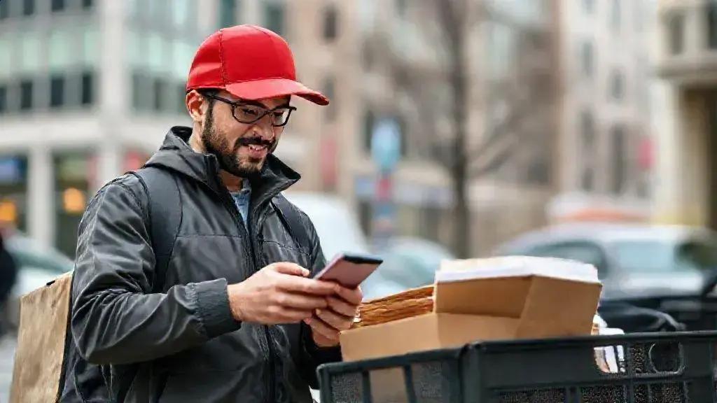 Como integrar seu novo ajudante à rotina de entregas Como integrar seu novo ajudante à rotina de entregas