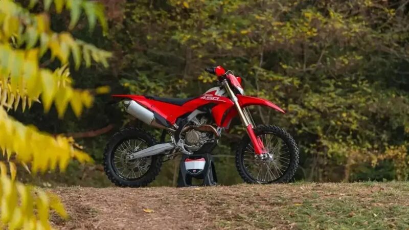 Conheça a Ducati Desmo 450 Enduro homologada para ruas Conheça a Ducati Desmo 450 Enduro homologada para ruas