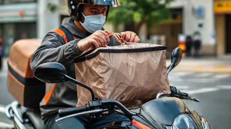 Cuidados com alimentos durante entregas: dicas essenciais para motoboy evitar prejuízos