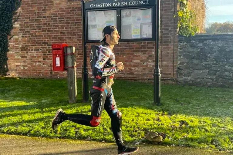 Guintoli correrá a Maratona de Londres usando macacão