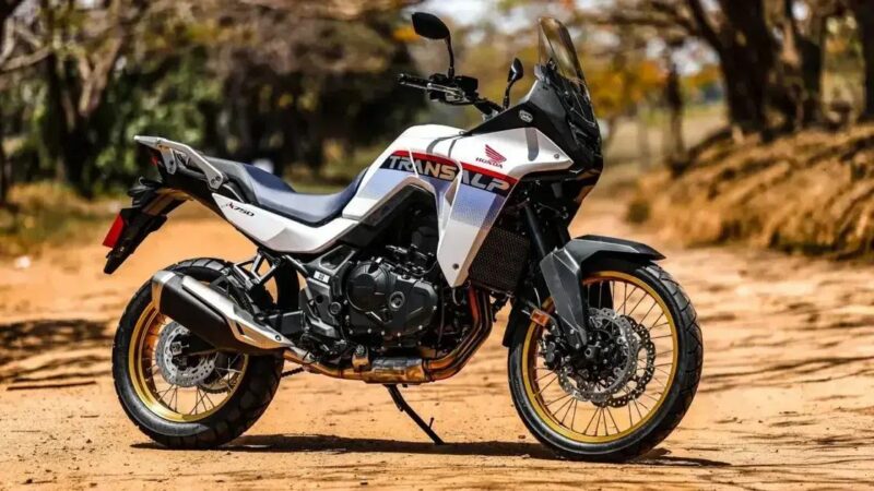 Honda Transalp 750 chega ao Brasil por R$ 65.545