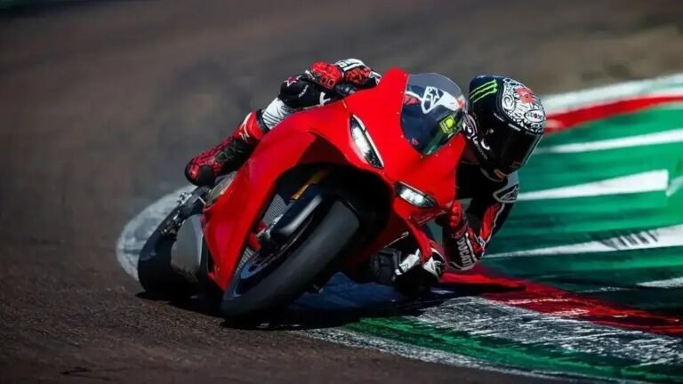 Nova Ducati Panigale V4 chega ao Brasil com 216 cv e tecnologia MotoGP