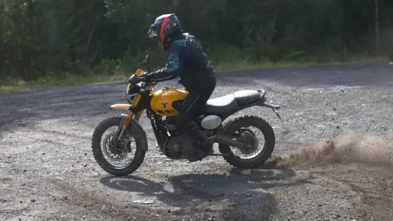 Triumph Scrambler 400XC: nova scrambler 400cc chega ao Brasil em dezembro