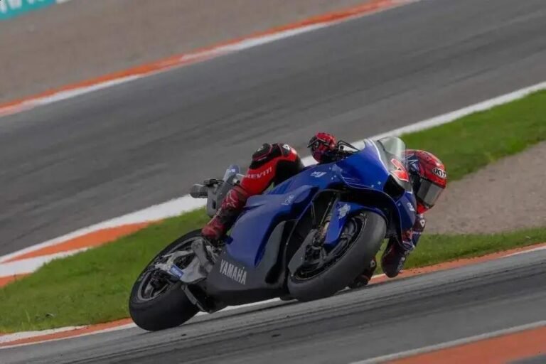 Yamaha muda e estreia motor V4 na MotoGP em 2026