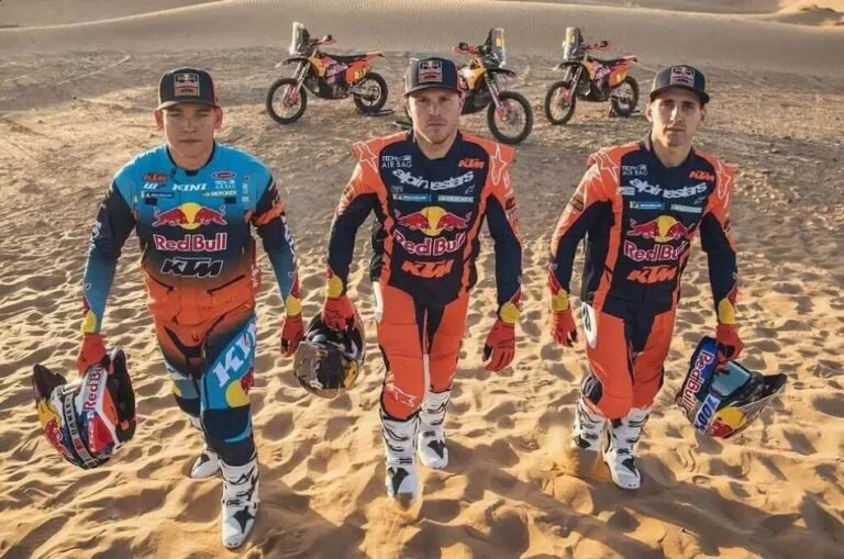 Red Bull KTM aposta em trio forte para o Dakar 2026
