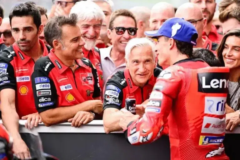Ducati e Marc Márquez discutem futuro na MotoGP 4 Ducati e Marc Márquez discutem futuro na MotoGP